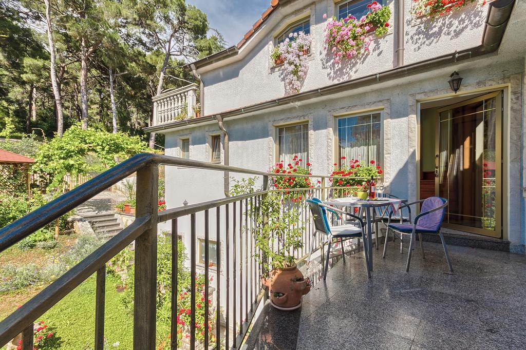 Apartment Ljiljana